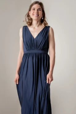 Blaues Brautjungfernkleid mit Rückenausschnitt | Eliza & Ethan