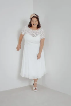Braut Chiffonrock in Ivory – Emmi noni Curvy