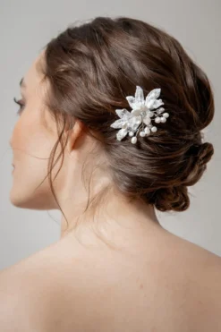 Braut Haarklammer mit Spitze, Süßwasserperlen und Strass