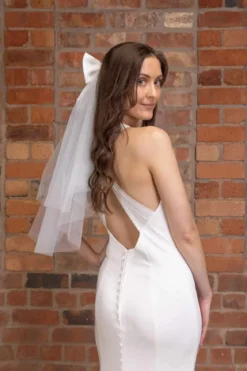 Brautschleier aus Softtüll mit Schleifen-Detail | The Perfect Bridal Company