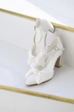 Brautschuh mit Schleifenverzierung – Olivia | G.Westerleigh