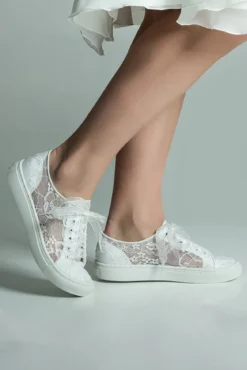 Braut Sneakers mit Blumenspitze – Nadine | G.Westerleigh