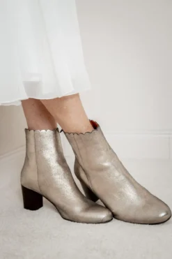 Braut Stiefelette aus Metallic-Leder - Giselle Gold