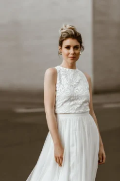 Braut Top mit Blätter-Muster und Rückenausschnitt – Emilia noni