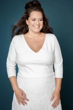 Braut Top mit V-Ausschnitt und Dreiviertelärmeln – Sheyla noni Curvy