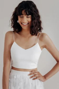 Crop Top für die Braut mit dünnen Trägern in Ivory – Corie crop noni