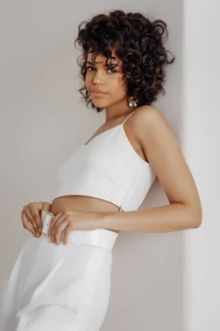 Crop Top für die Braut mit dünnen Trägern in Ivory – Corie crop noni