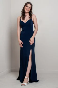 Dunkelblaues Abendkleid mit Rückenschnürung | Glam & Grace
