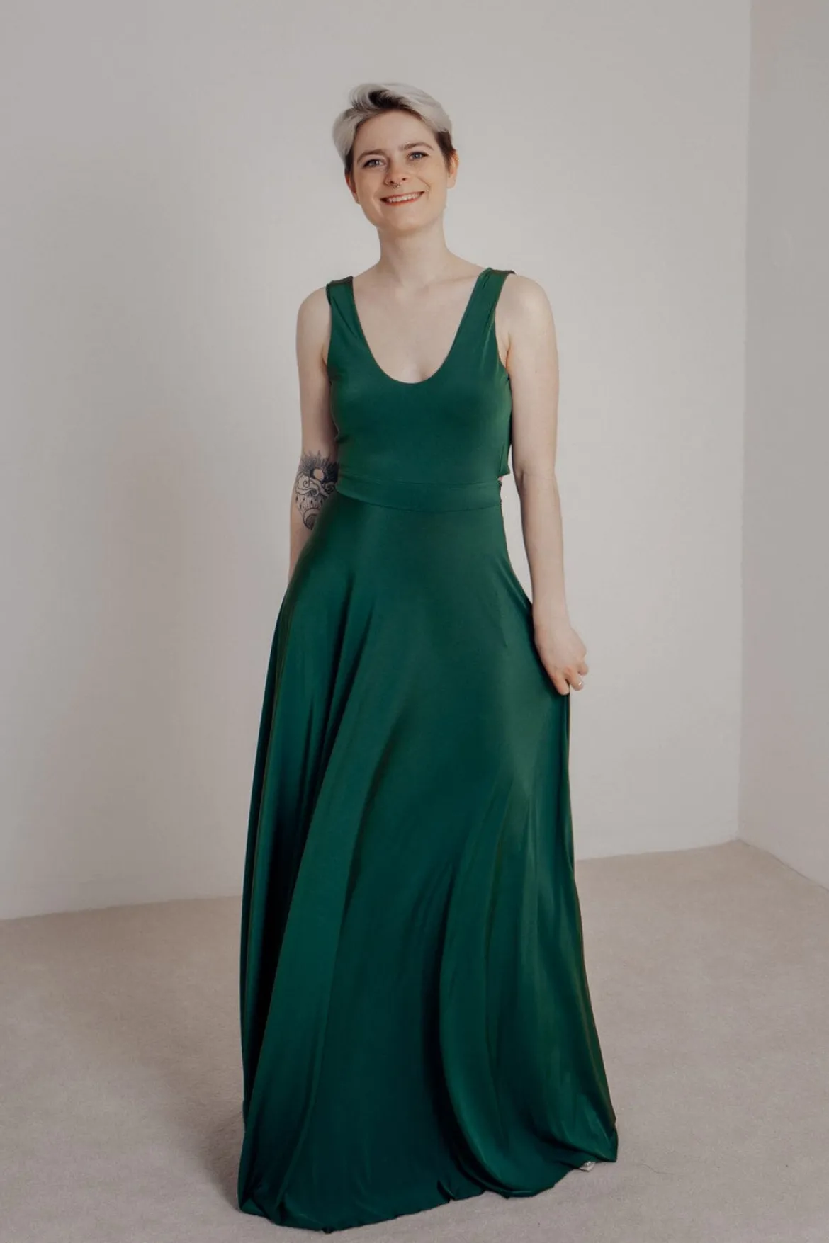 Dunkelgrünes Brautjungfernkleid – Reverse Gown Forest Green Twobirds