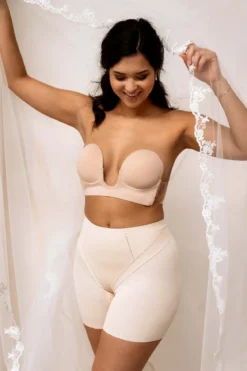 Figurformende Shorts in Beige – Dream Shaper Short