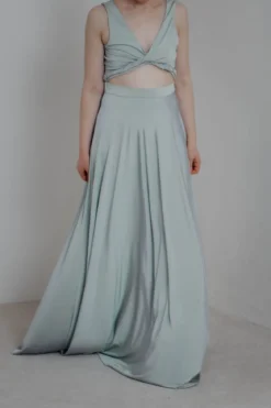 Grünes Brautjungfernkleid – Reverse Gown Sage Twobirds