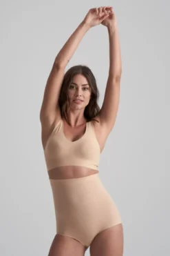 Invisible High Waist Brief Beige – Bye Bra