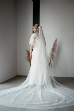 Kathedralen-Schleier aus Softtüll in Ivory