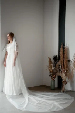 Kathedralen-Schleier aus Softtüll in Ivory