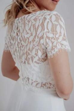 Kurzarm-Braut Top mit Blättermuster – Elva noni