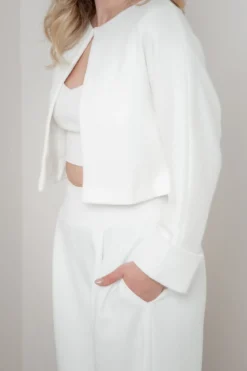 Kurze Braut Jacke aus Strickmix mit Kaschmir
