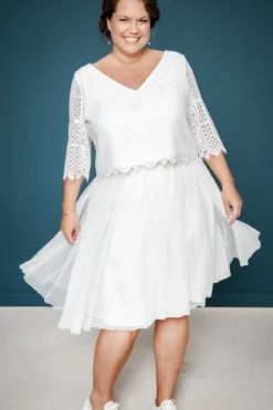 Kurzer Plus Size-Braut Rock in Ivory – Evie noni Curvy