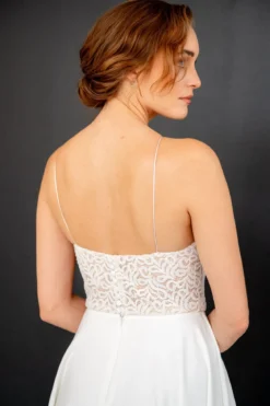 Kurzes Brautkleid mit dünnen Trägern – Junia noni One