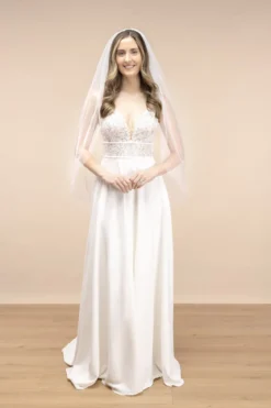 Langer, verzierter Schleier | The Perfect Bridal Company