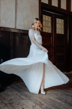 Maxi-Braut Rock in Ivory mit Beinschlitz – Jona noni
