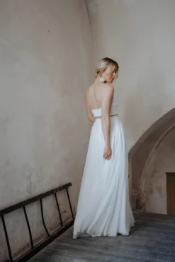 Maxi-Braut Rock in Ivory mit Beinschlitz – Jona noni