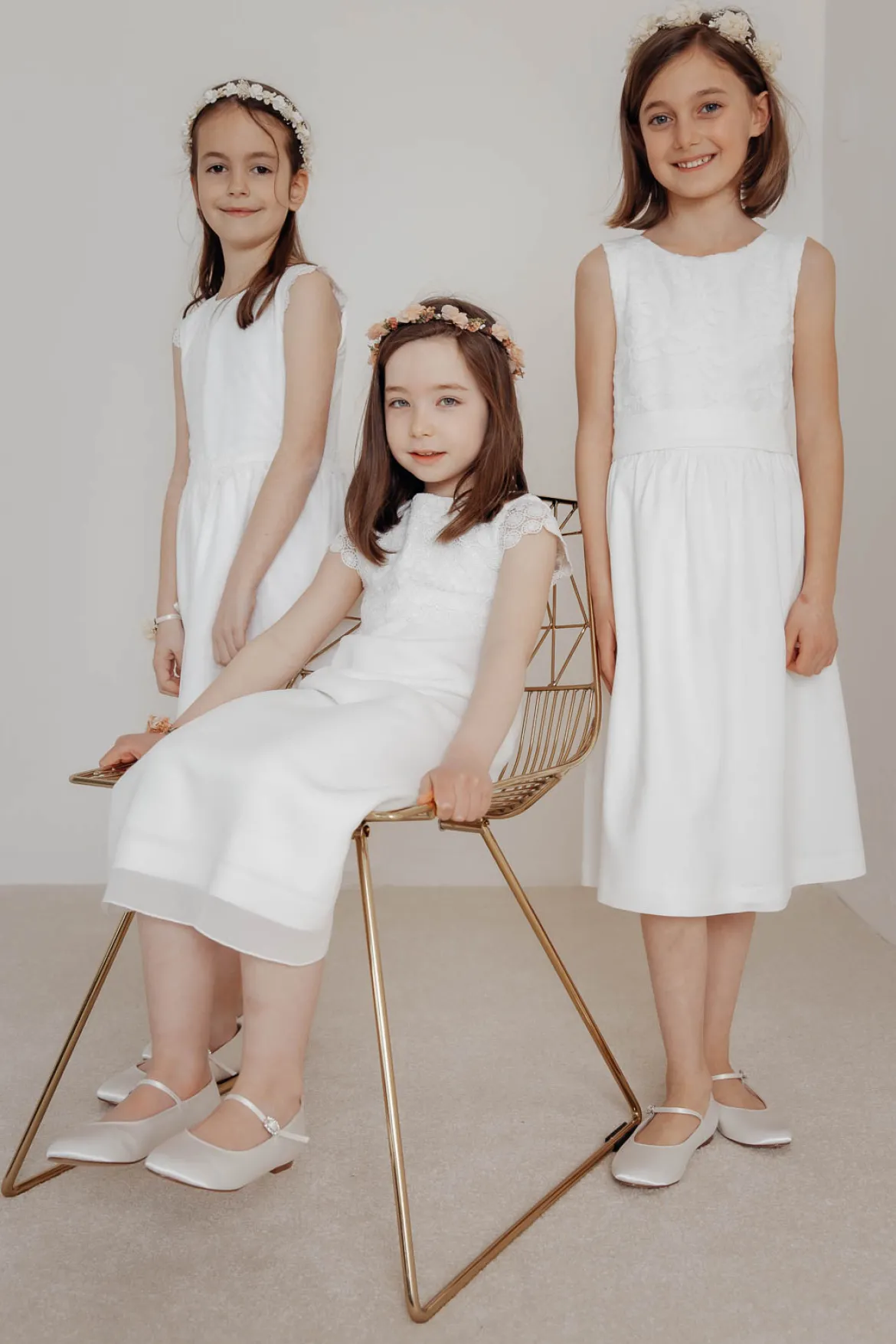 Mädchenballerinas mit Glitzerschnalle – Binx Ivory Satin