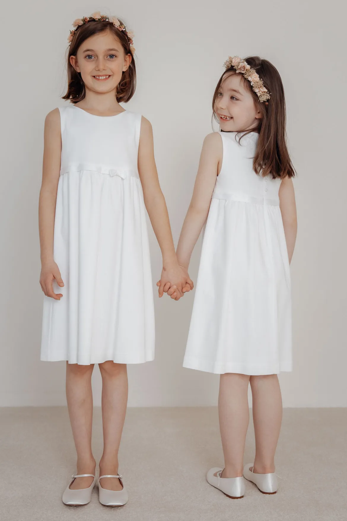 Mädchenballerinas mit Glitzerschnalle – Binx Ivory Satin