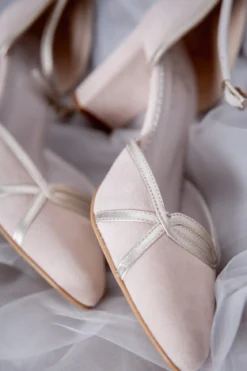 Pastellfarbene Brautschuhe – Nowi Powder Pink Suede