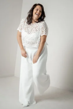 Plus Size Braut Top aus Blätterspitze – Aza noni Curvy