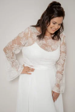 Plus Size Braut Top mit Trompetenärmeln – Safi noni Curvy
