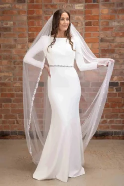 Schleier mit Blattstickerei | The Perfect Bridal Company