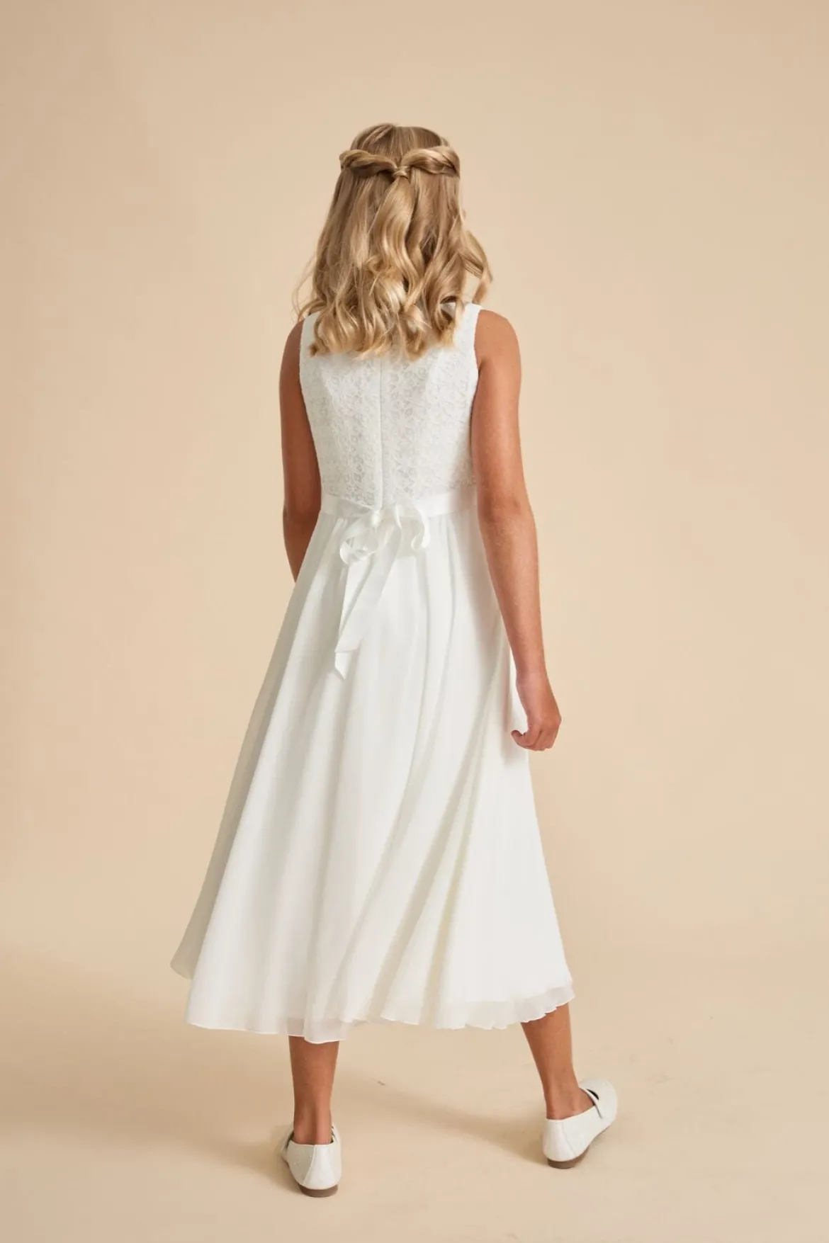 Schwingendes Kommunionkleid aus Chiffon und Spitze