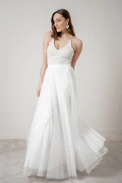 Showroom Only: Braut Rock in Ivory aus Softtüll – Christy noni Selected