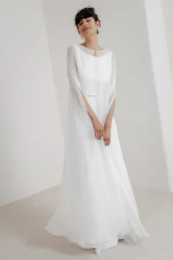 Showroom Only: Chiffon Braut Cape – Philia noni Selected