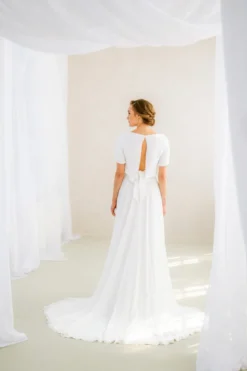 Showroom Only: Crêpe Braut Top – Amariel noni Selected