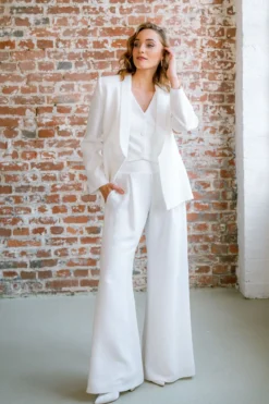 Showroom Only: Weste in Ivory – Nyra noni Selected