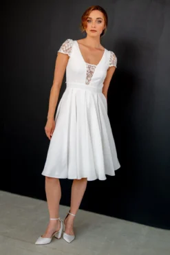 Standesamt-Brautkleid mit Rückendetail – Nelie noni One