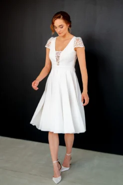 Standesamt-Brautkleid mit Rückendetail – Nelie noni One