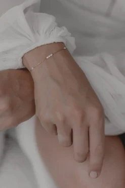Zartes Armband mit Perlen – Celine